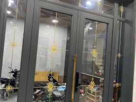LÀM NHÔM KÍNH GIÁ RẺ Ở BIÊN HÒA